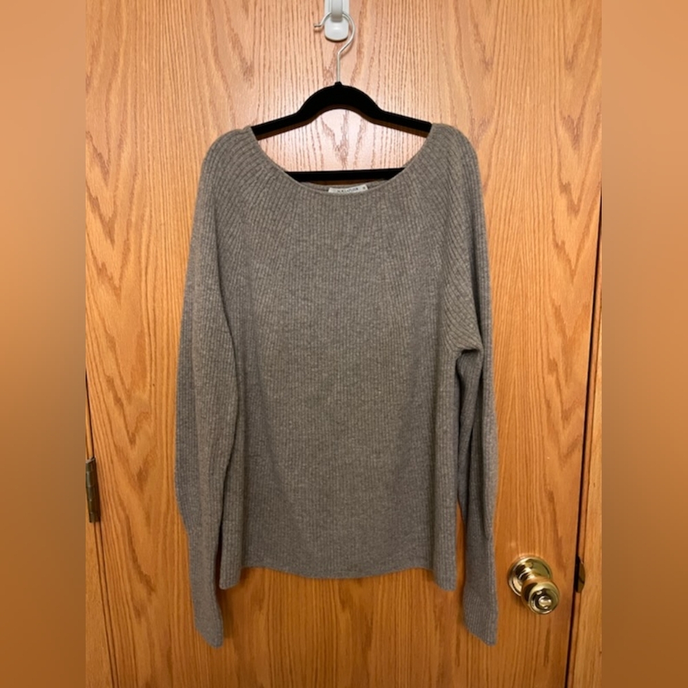 MM Lafleur gray taupe cashmere sweater